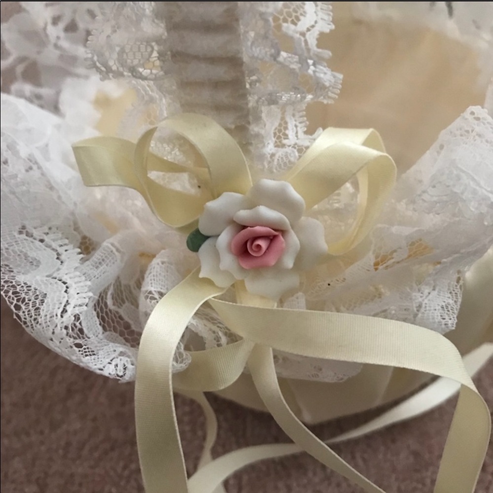 90’s wedding Ivory Satin lace flower girl
basket accented with porcelain flowers